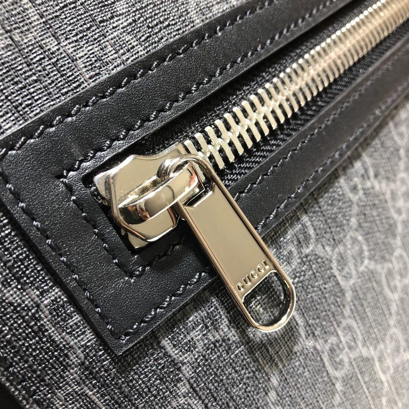 G*u*i shoulder bag
