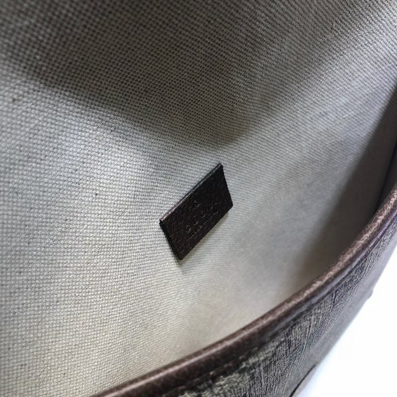 G*u*i shoulder bag