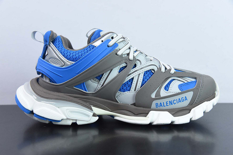 bc track sneaker