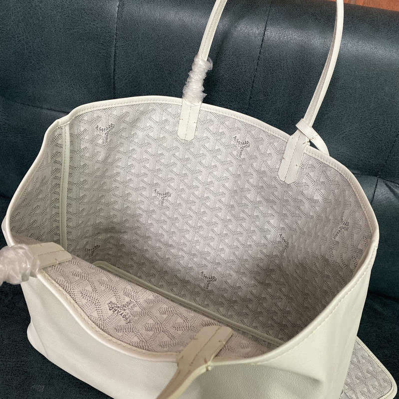 GOYARD PURSE