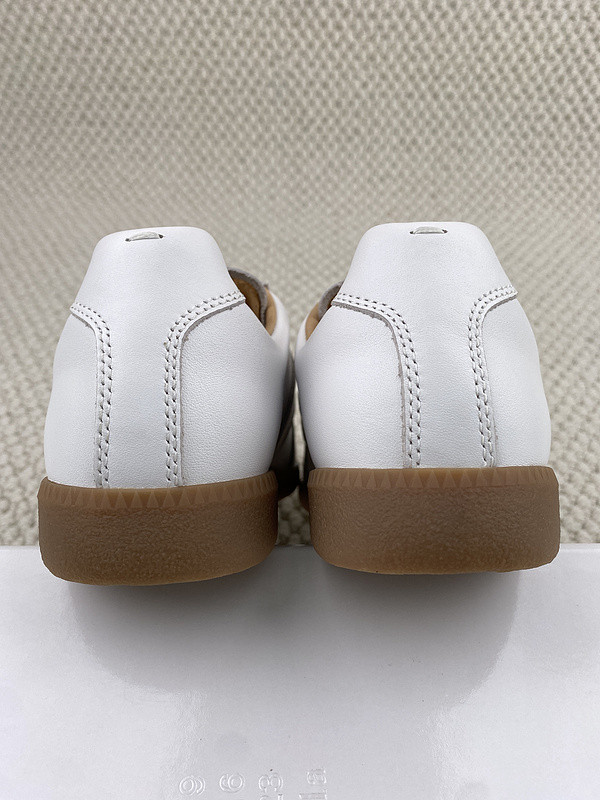 ma*s*n Ma*i*la sneaker