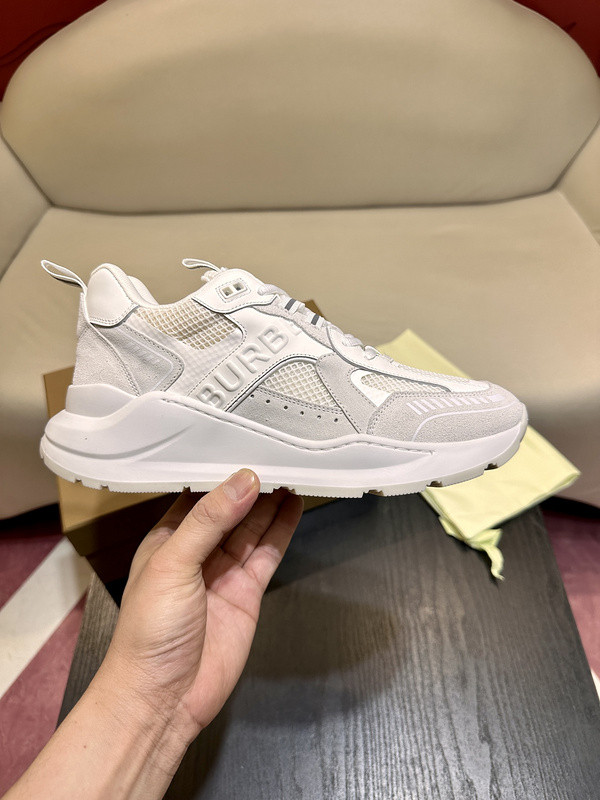 B**rry sneaker