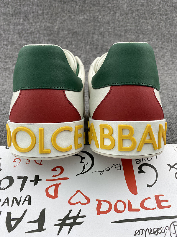 dg sneaker