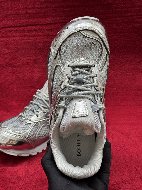 b0tte*a Ven*ta orbit sneaker
