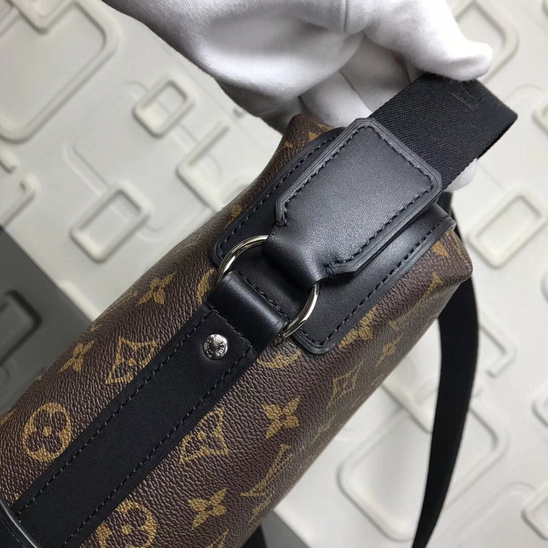 LVT PURSE