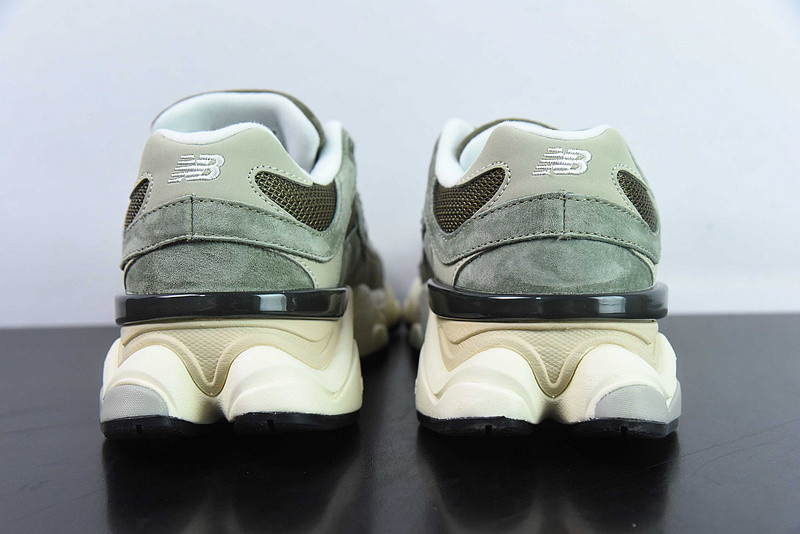 new balance sneaker