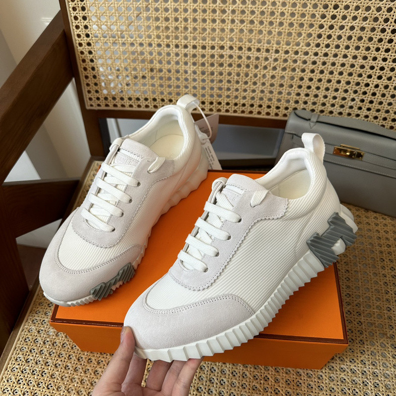 H**mes sneaker