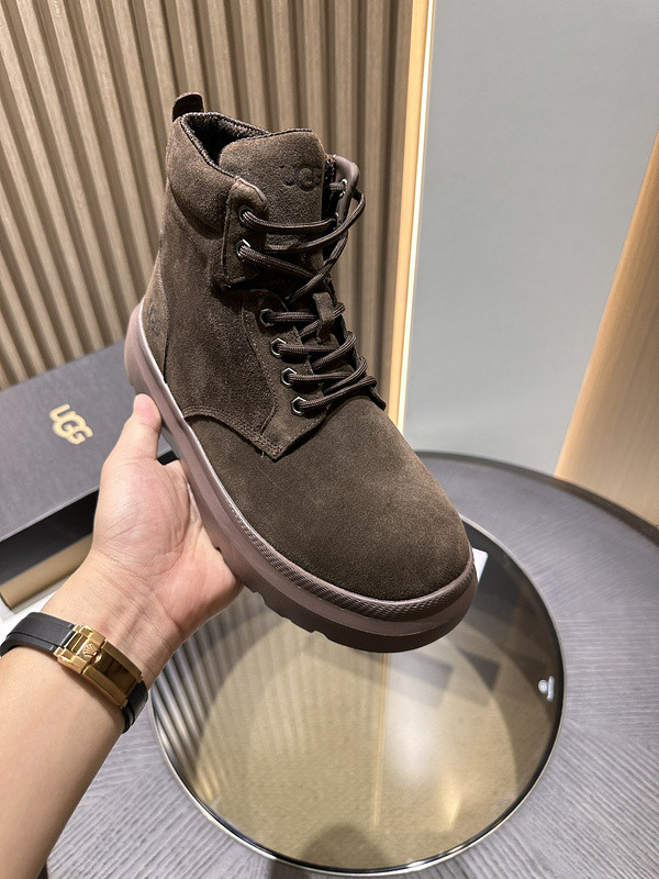 UGG