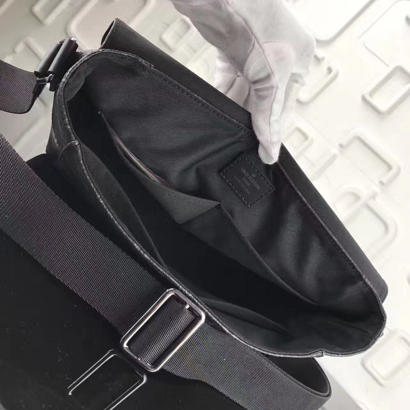 LVT PURSE