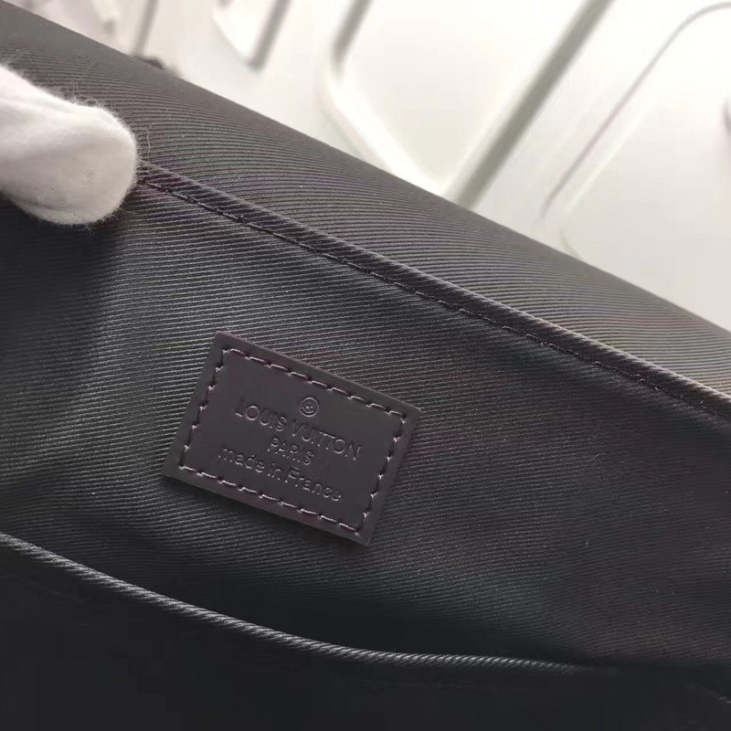 LVT PURSE