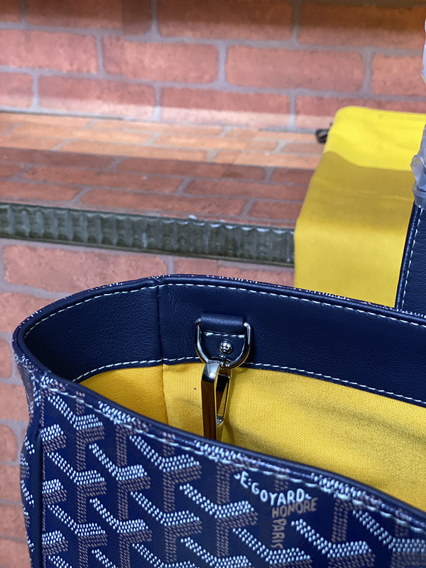 GOYARD PURSE