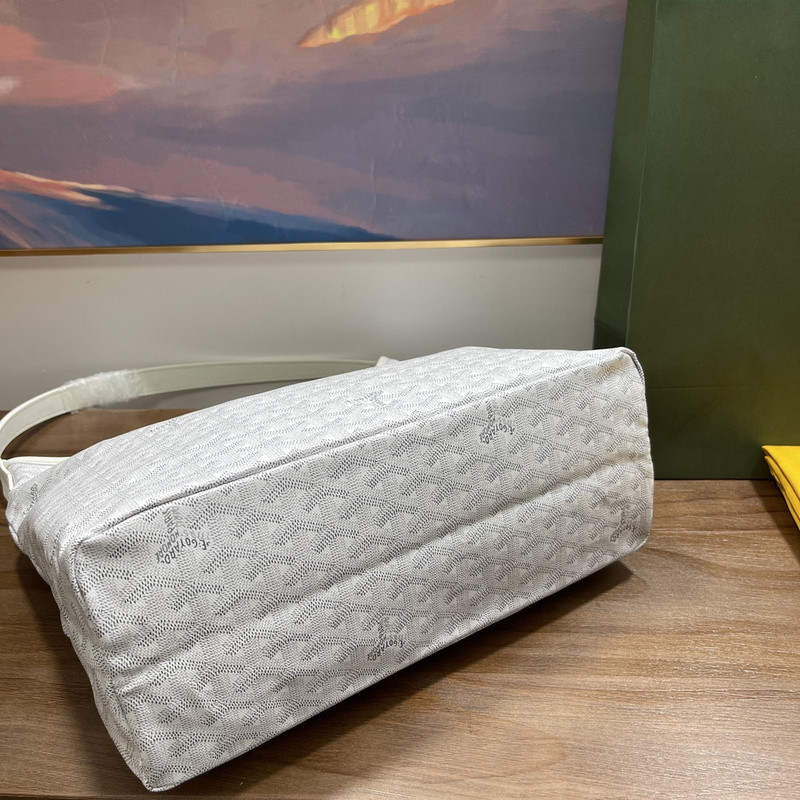 GOYARD PURSE