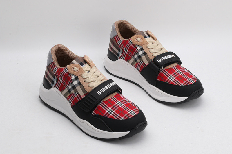 B**rry sneaker