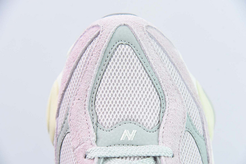 new balance sneaker