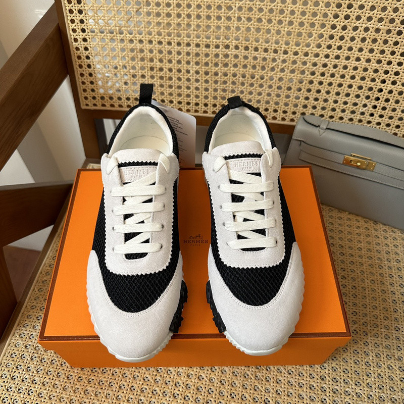 H**mes sneaker