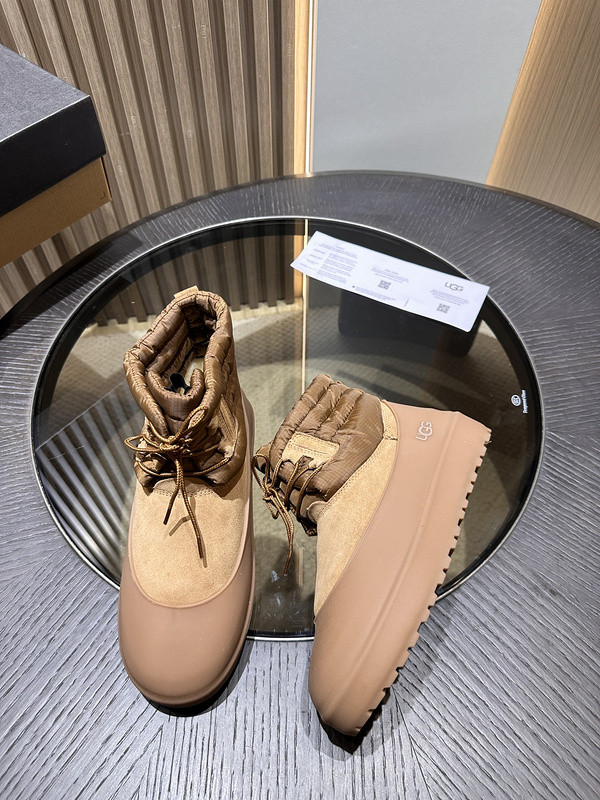 UGG