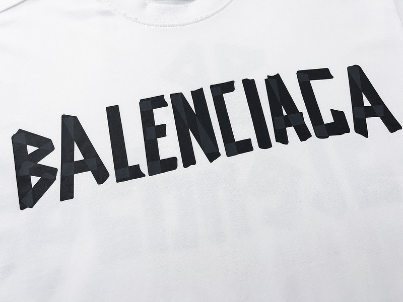 Ba*len*cia*ga clothes