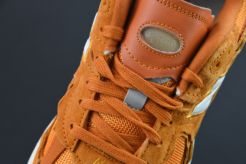 new balance sneaker