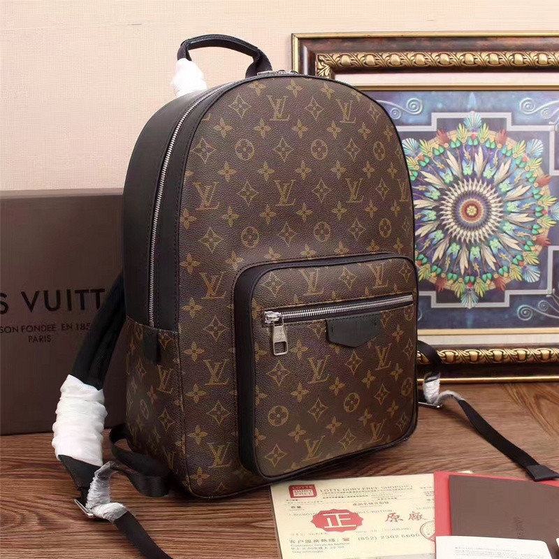 LVT PURSE
