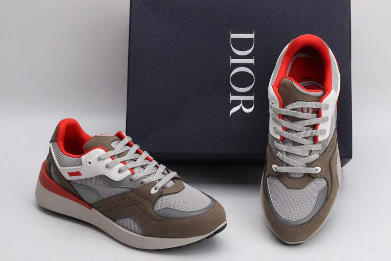 dio* sneaker