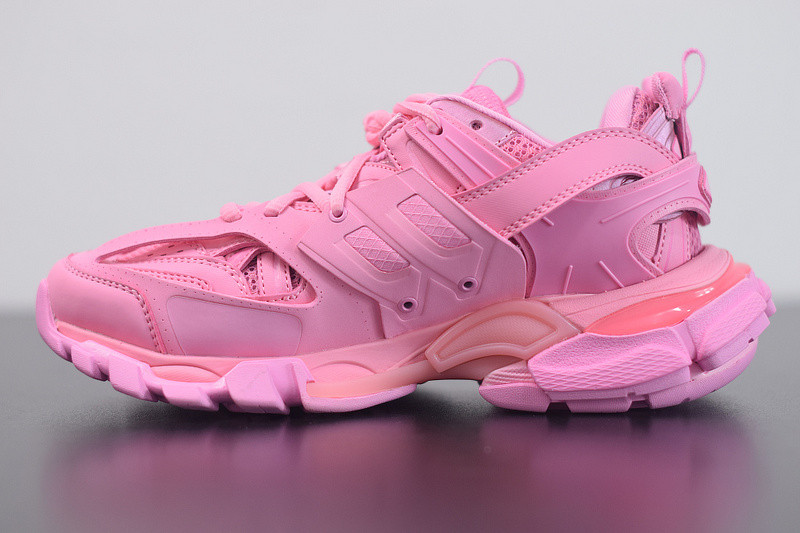 bc track sneaker