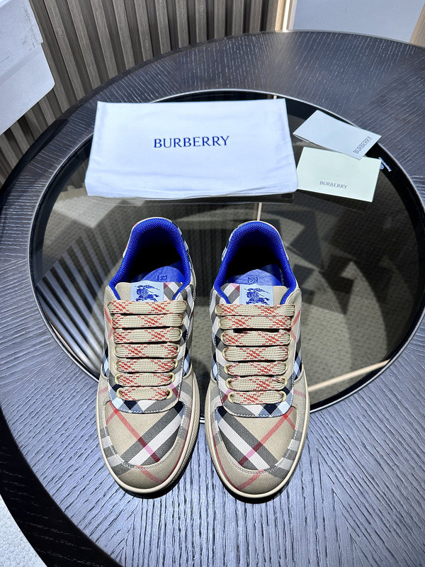 B**rry sneaker