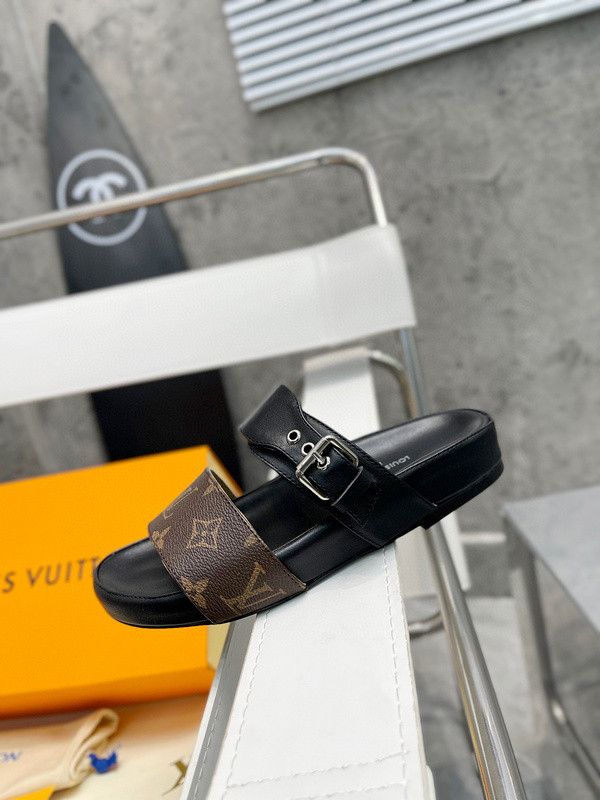 lvt sandals