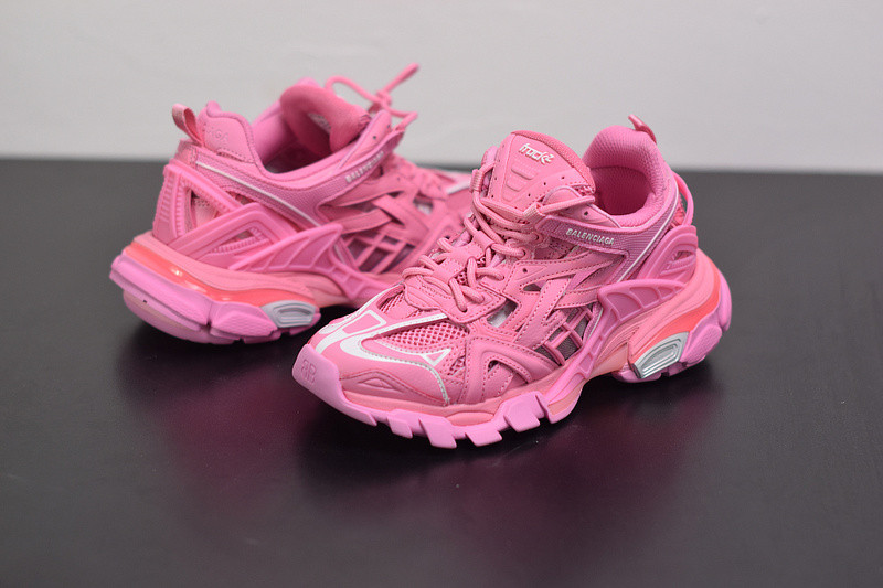 bc track sneaker