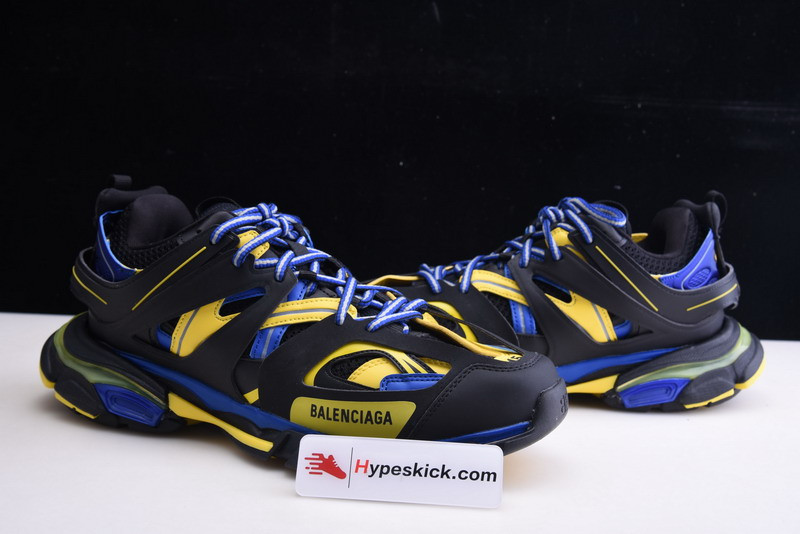 bc track sneaker