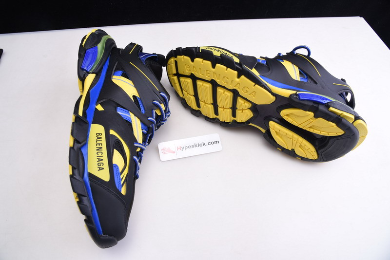 bc track sneaker