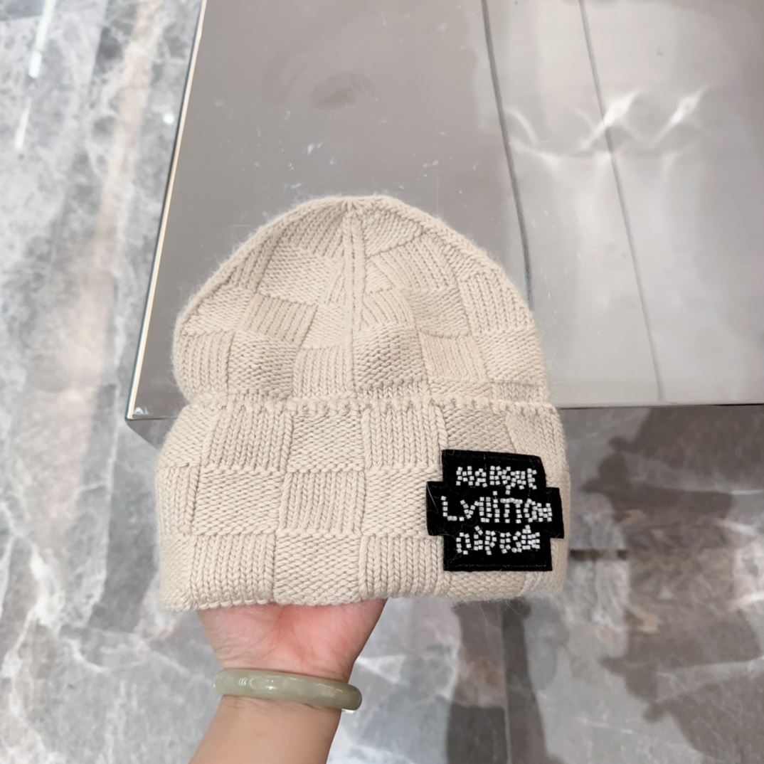 lvt Hat